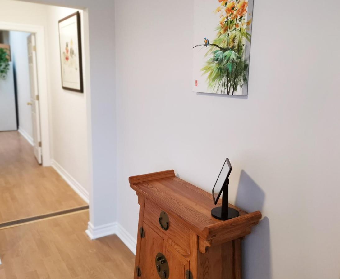 Cozy Private Rm Heart Of North York Free Parking Full Kitchen Close To Downtown Leilighet Toronto Eksteriør bilde